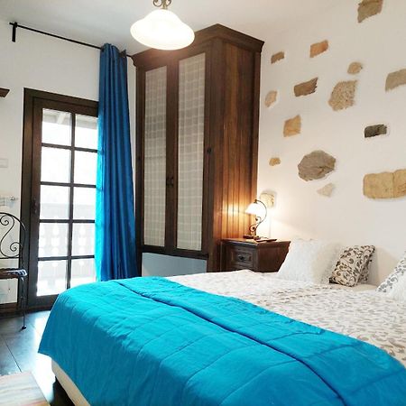Golden Horn Guest House Iskrets Экстерьер фото
